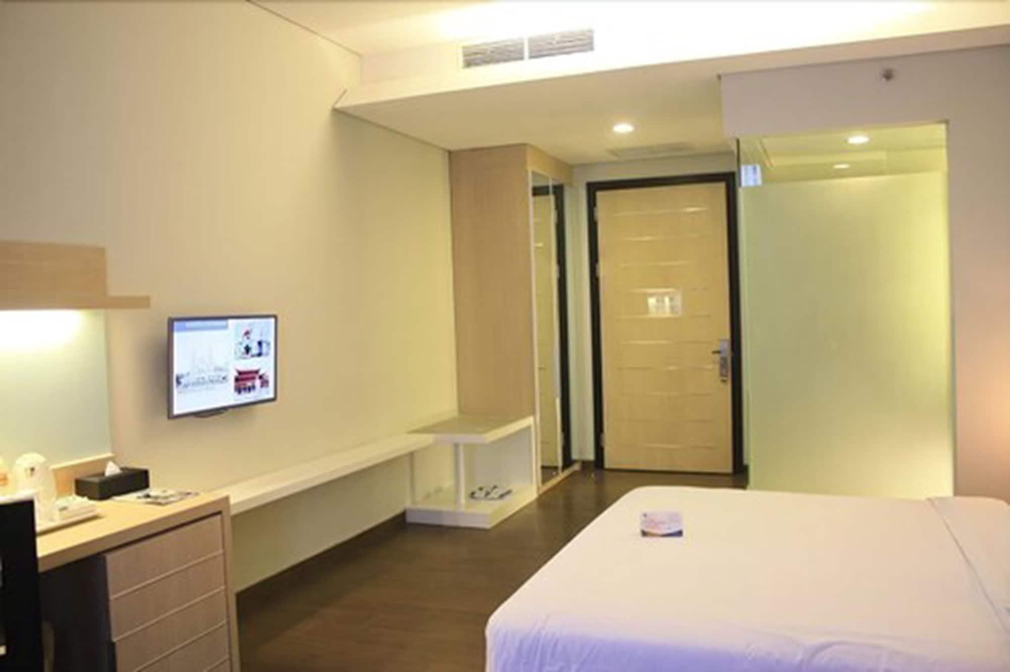 De'Rain Hotel Бандунг Экстерьер фото